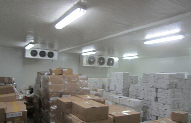-18~-23℃冷凍庫哪種制冷方式好？（冷風(fēng)機(jī)，鋁排）